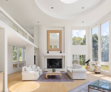 Introducing a breathtaking East Hampton contemporary sanctuary - photo 4