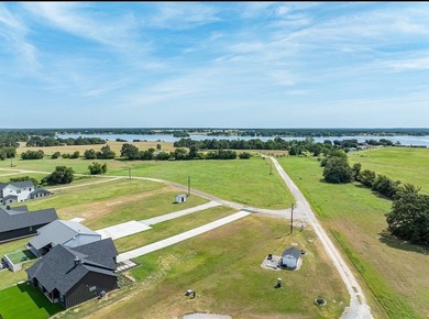 Beautiful 1.342 acre lot over looking Lake Limestonee build your - photo 4