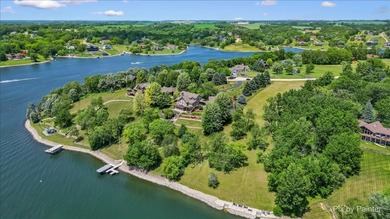 An extraordinary chance to own one of the most desirable - photo 11