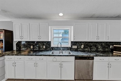 Located in the heart of downtown Acworth, this unique and - photo 24
