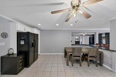 Located in the heart of downtown Acworth, this unique and - photo 27