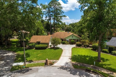 Updated brick 4-bedroom, 2.5-bathroom pool home on a cul-de-sac - photo 1