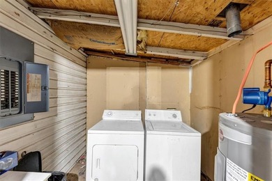 Located in the heart of downtown Acworth, this unique and - photo 42