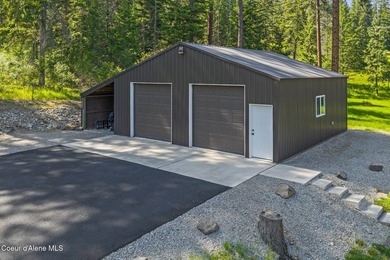 Incredible Property with Stunning Home and 2 Shops on 10 Acres! - photo 43