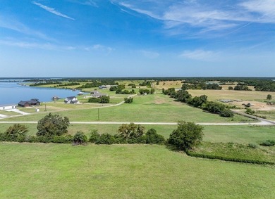 Beautiful 1.342 acre lot over looking Lake Limestonee build your - photo 2