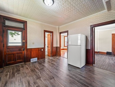 Welcome to this beautifully updated 4-bedroom, 2-bath home - photo 6
