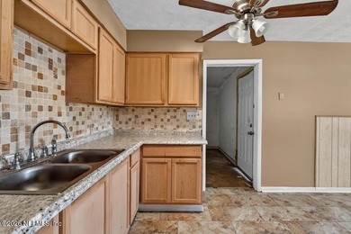 Great opportunity to add to rental portfolio or make your own! - photo 9