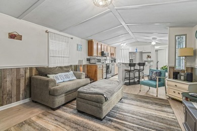 Seller is motivated. All offers will be considered. Move-in - photo 13
