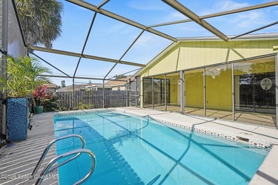 Nestled in the desirable NW Palm Bay community on a fully fenced - photo 20
