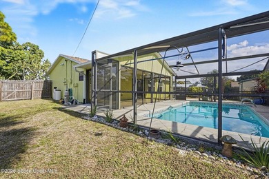 Nestled in the desirable NW Palm Bay community on a fully fenced - photo 21