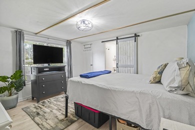 Seller is motivated. All offers will be considered. Move-in - photo 22