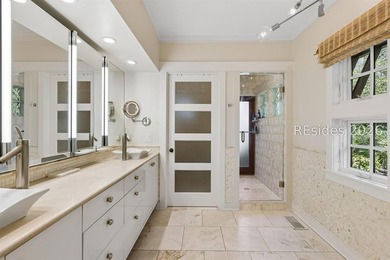 Designed to blend contemporary architecture with classic - photo 25