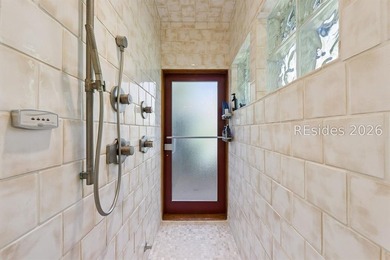 Designed to blend contemporary architecture with classic - photo 27