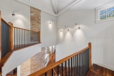 Designed to blend contemporary architecture with classic - photo 28