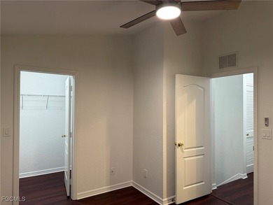 Fabulous Opportunity! Lovely, Bright, Lake View Townhouse now - photo 34