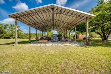 Places like this are disappearing fast in SWFL. Your private - photo 42