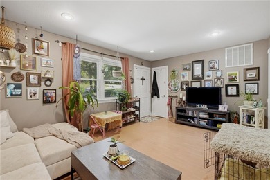 Additional listing photo 2