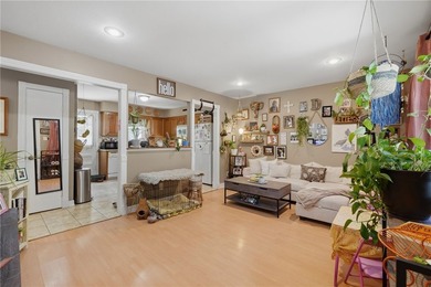 Additional listing photo 3