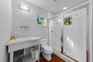 Designed to blend contemporary architecture with classic - photo 46