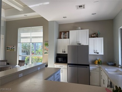 Fabulous Opportunity! Lovely, Bright, Lake View Townhouse now - photo 48