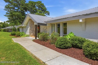 Welcome to 238 Kiowa Drive, Madison, MS-a beautiful 4-bedroom - photo 6