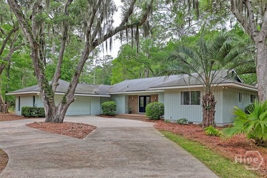 Tucked away on a quiet cul-de-sac in The Landings on Skidaway - photo 1