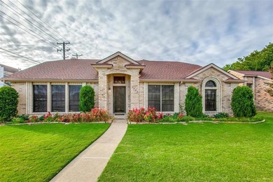 Lake Ray Hubbard Home For Sale in Rowlett Texas