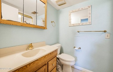NO HOA community: This single-story home is in a great biking - photo 25