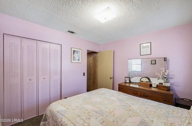 NO HOA community: This single-story home is in a great biking - photo 28