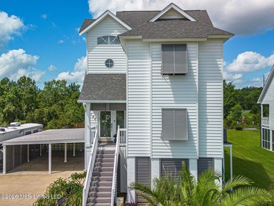 Looking for the ultimate Dream home with water access, luxury of - photo 1