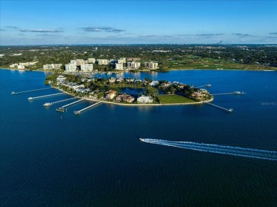This is a once-in-a-lifetime opportunity to craft a residence - photo 6