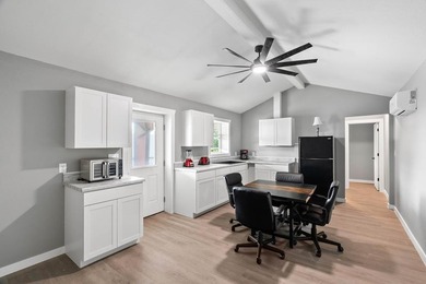 Here is an opportunity to own an absolutely amazing property - photo 12