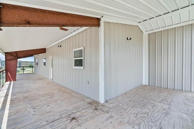 Here is an opportunity to own an absolutely amazing property - photo 17