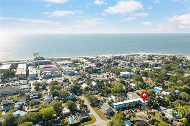 One-of-a-Kind 1BR/2BA 2-Story 480sqft Condo on South End of - photo 2