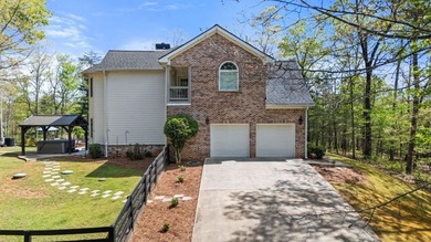 Additional listing photo 1