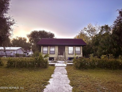 White Sands Lake Home For Sale in Keystone Heights Florida