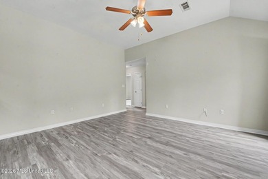 Your search is OVER! This compact home in charming & convenient - photo 5