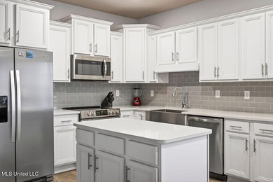 Welcome to 1052 Whimbrel Court in beautiful Ocean Springs. This - photo 10