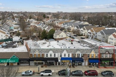 Strong mixed-use investment opportunity in Auburndale, Flushing - photo 13