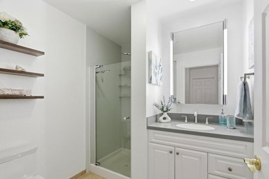 Bright, updated 1,240 sq ft end-unit condo in Cribari Village at - photo 19
