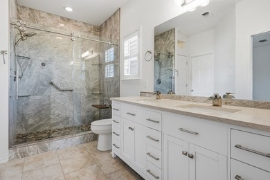 Lovely updated 3-bedroom, 2 bath, 2 car garage in highly - photo 20