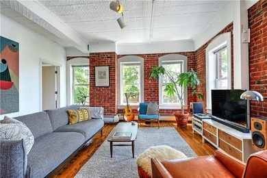 Live above the vibe of the West Side, a block from Downtown - photo 22