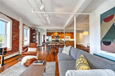 Live above the vibe of the West Side, a block from Downtown - photo 26