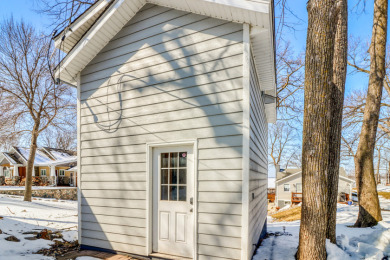 BEAUTIFULLY MAINTAINED LAKE HOME PLUS BUNK HOUSE WITH AC - photo 27
