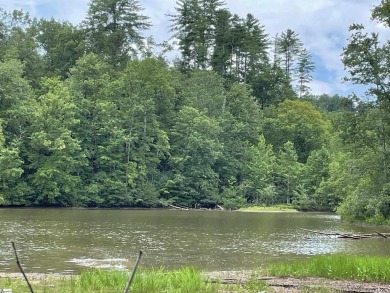 (private lake, pond, coastal) Acreage Active Under Contract in Tamassee South Carolina