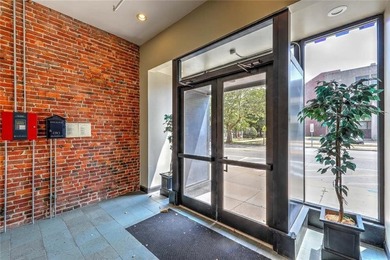 Live above the vibe of the West Side, a block from Downtown - photo 31
