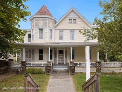 Hudson River Home Sale Pending in Port Ewen New York