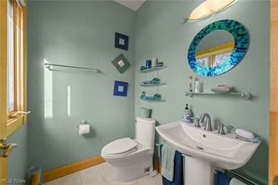 Situated on a beautiful private cul-de-sac in Moreland Hills - photo 36
