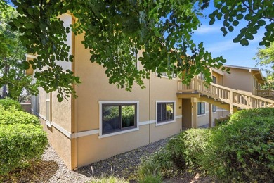 Bright, updated 1,240 sq ft end-unit condo in Cribari Village at - photo 37