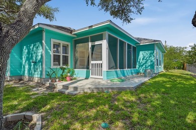 Lovely updated 3-bedroom, 2 bath, 2 car garage in highly - photo 37